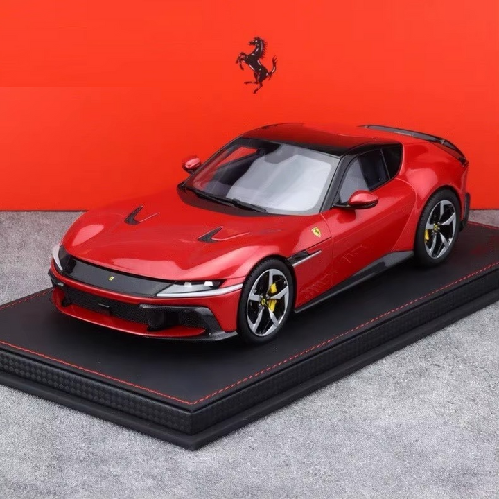 Lançamento! Ferrari 12Cilindri 1:24 19cm