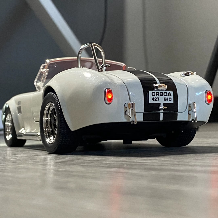 Ford Shelby Cobra 427 1:24