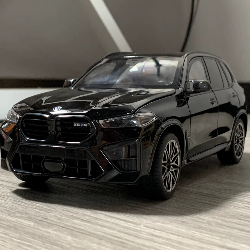 BMW X5M 1:18