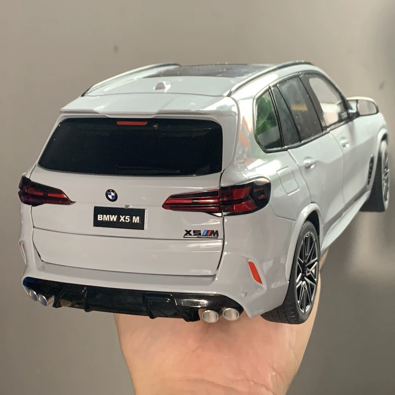 BMW X5M 1:18