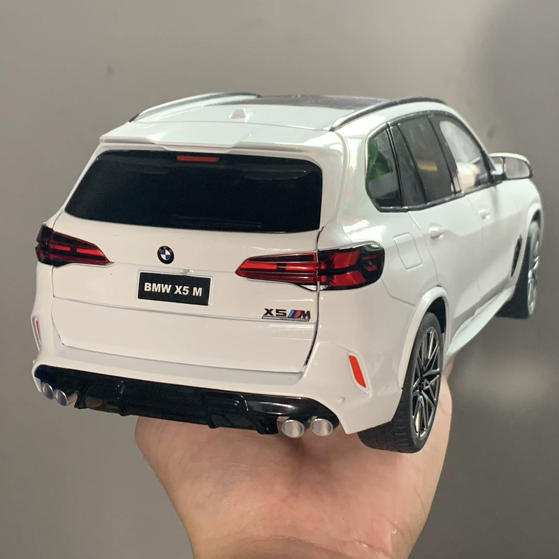 BMW X5M 1:18