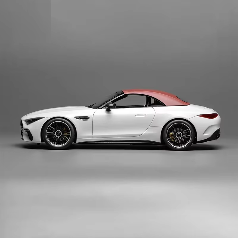 Mercedes-Benz AMG SL63 R232 1:18