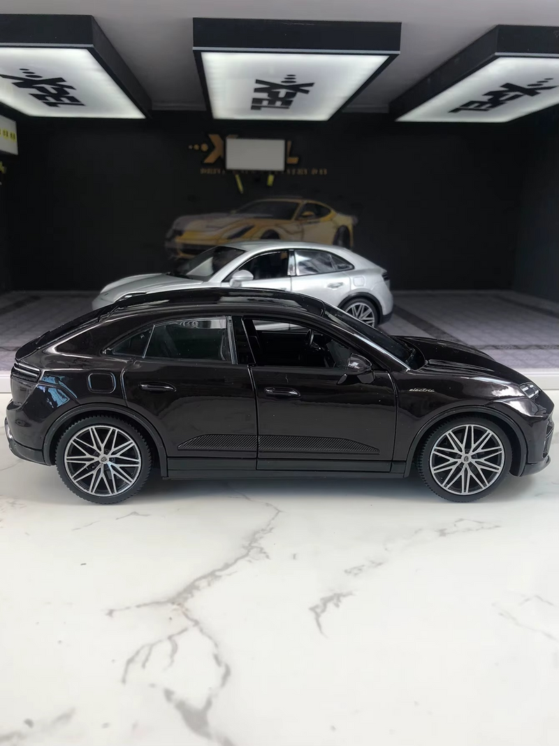 Porsche Macan 4 Electric 1:24