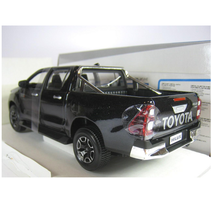 Toyota Hilux 1:24 20cm
