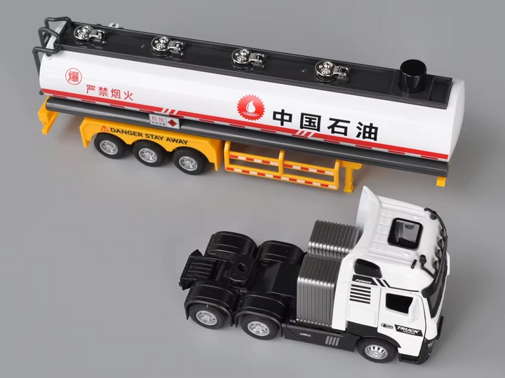 Caminhão Tanque Óleo 1:50 35cm