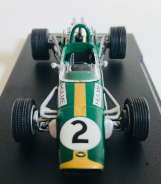 Miniatura Brabham BT24 - Denny Hulme - W. Champion 1967 F1 - F1 - 1:43
