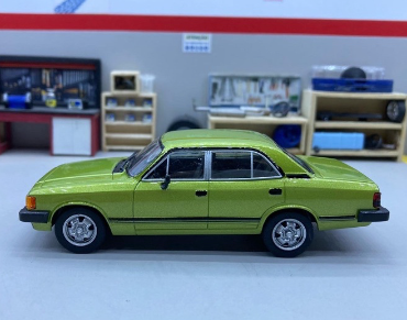 Opala 1:43