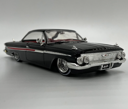 Chevy Impala 1961 1:24