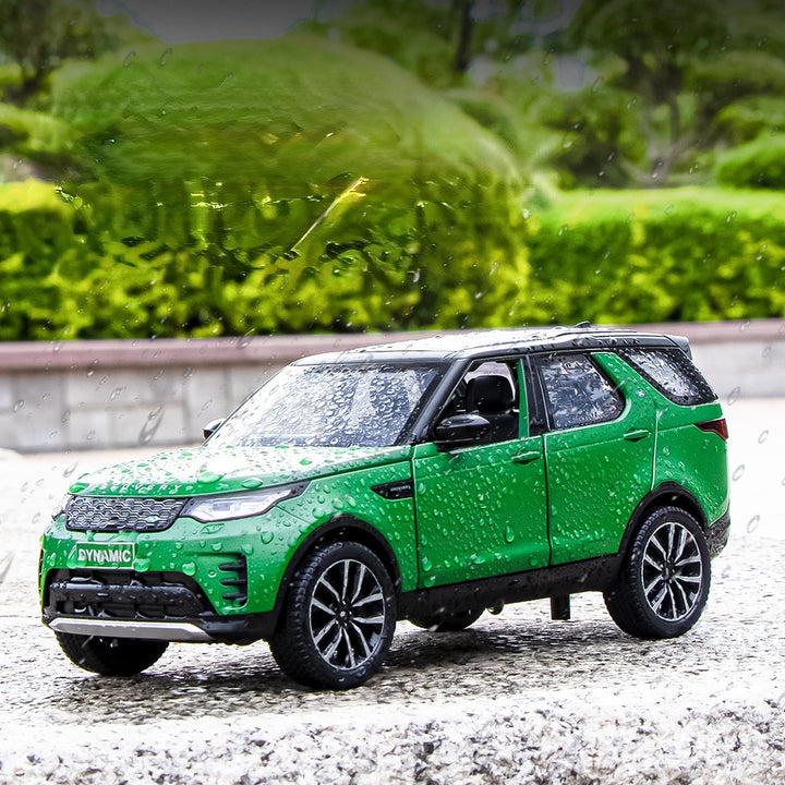 Range Rover Discovery R-Dynamic SUV 1:24 20cm