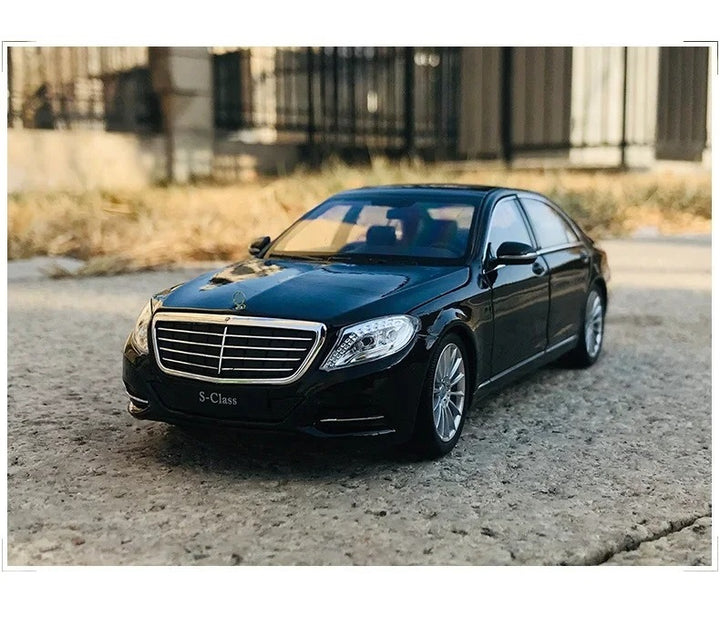 Mercedes Benz S-Class  1:24 20cm