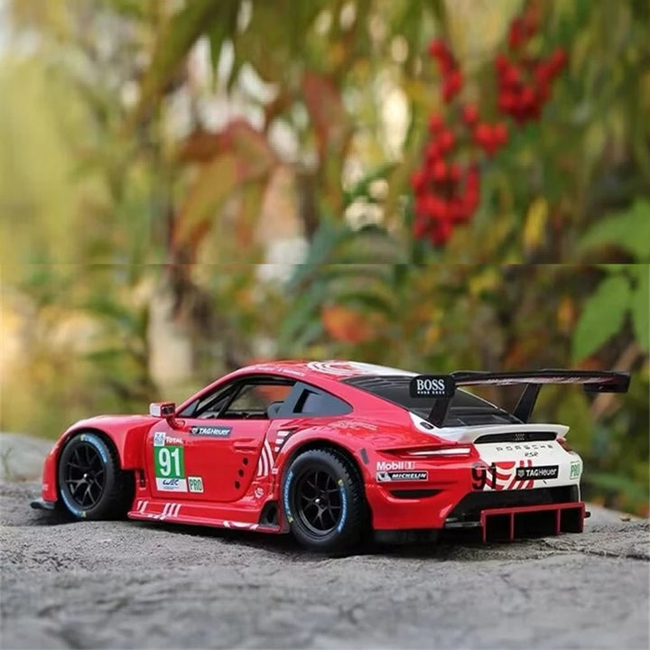 Porsche 911 RSR LM  1:24 20cm