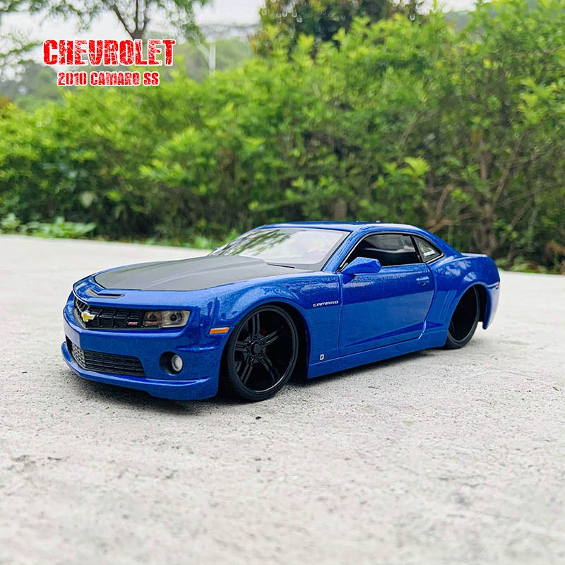 Chevrolet Camaro SS 2010 1:24 19cm