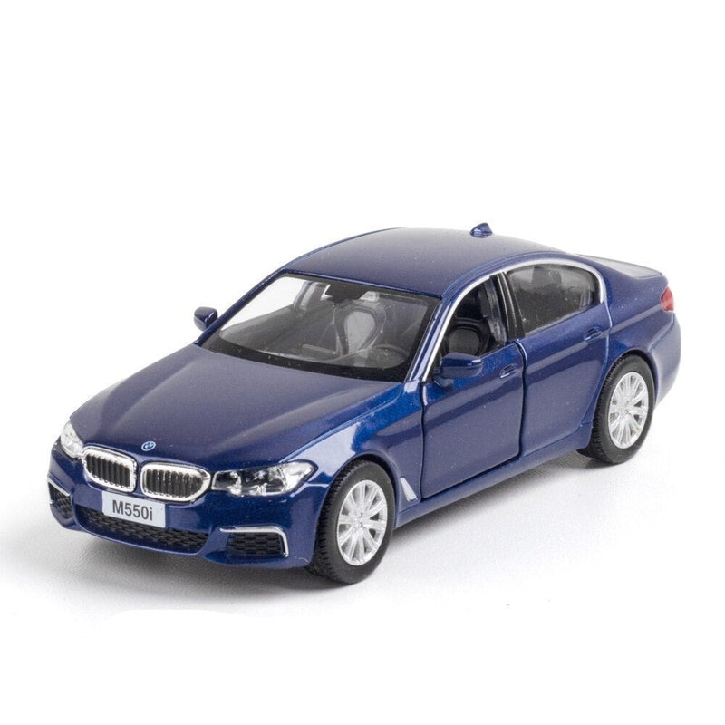 BMW M550I, Hurancan, SUBARU, R8, LP670 ou Maserati - 1:36