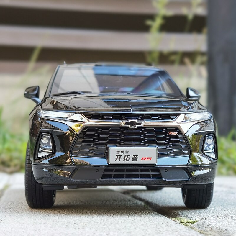 Shanghai GM 1:18 Chevrolet