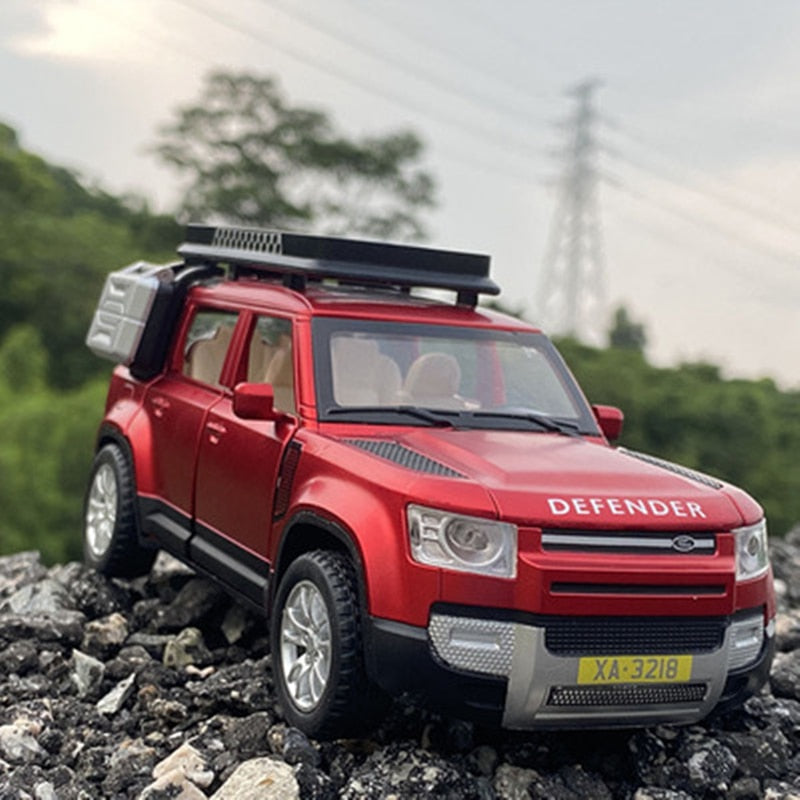 Land Rover Defender 1:32