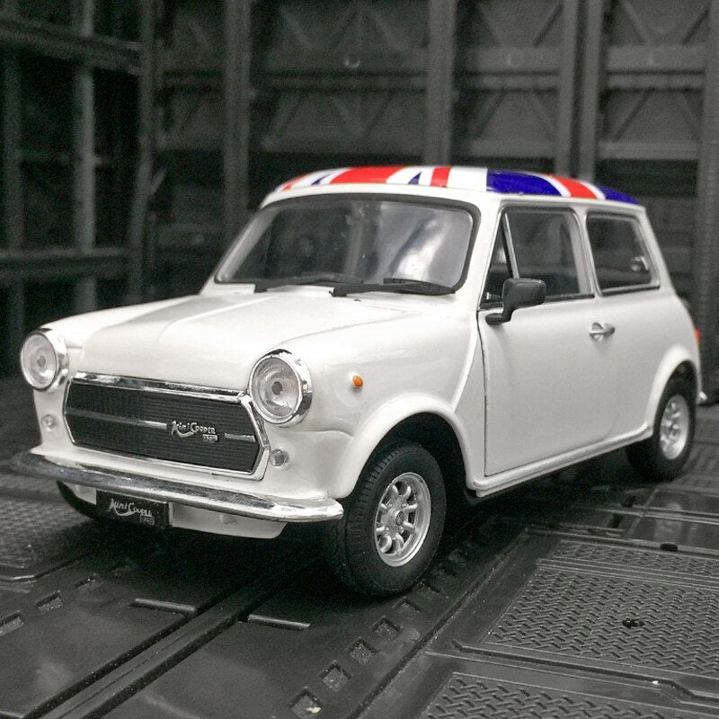 BMW mini cooper 1300 1:24