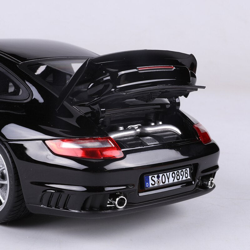 Porsche 2010 1:18 - 25CM