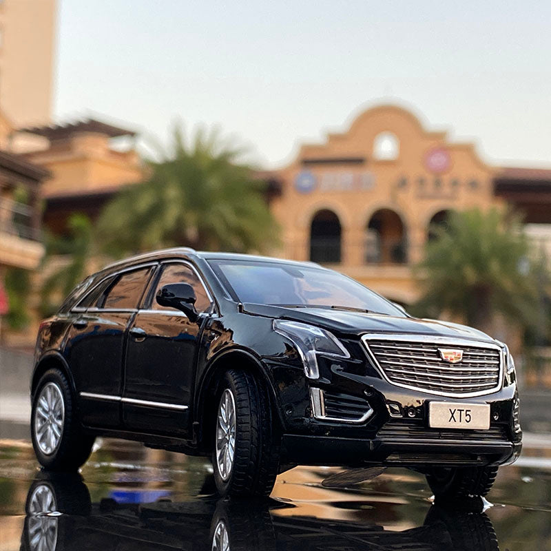 Cadillac XT5 SUV 1:32