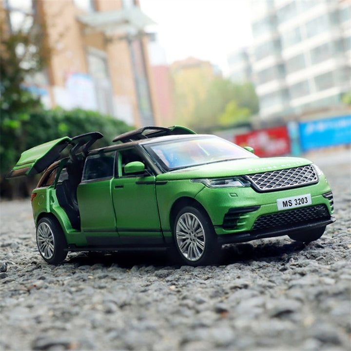Range Rover Velar 1:32