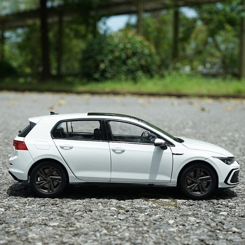 Golf 8 R-Line 2021 1:18 Volkswagen