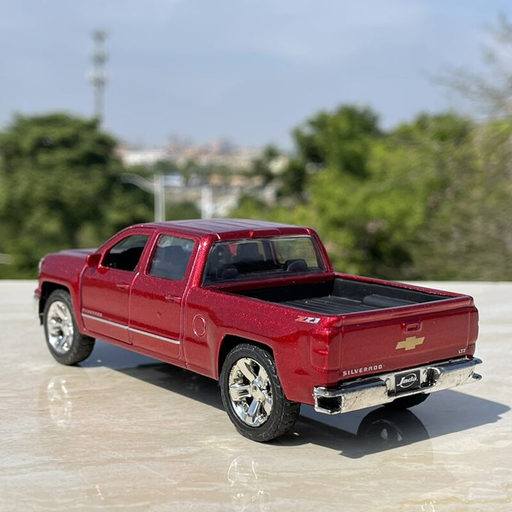 Silverado Classic Pickup 1:32