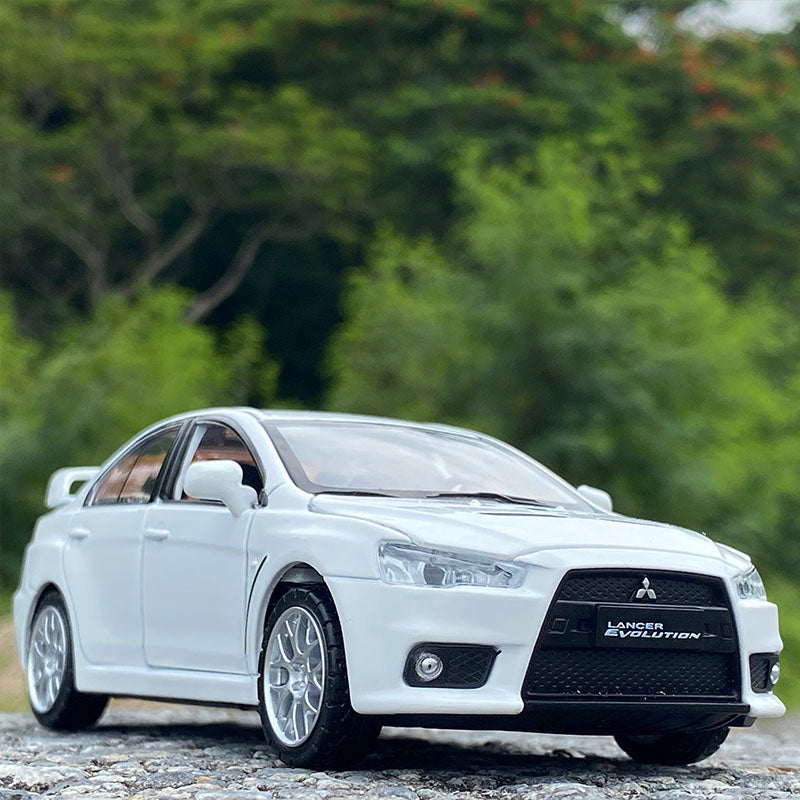 Mitsubishi Lancer 1:32