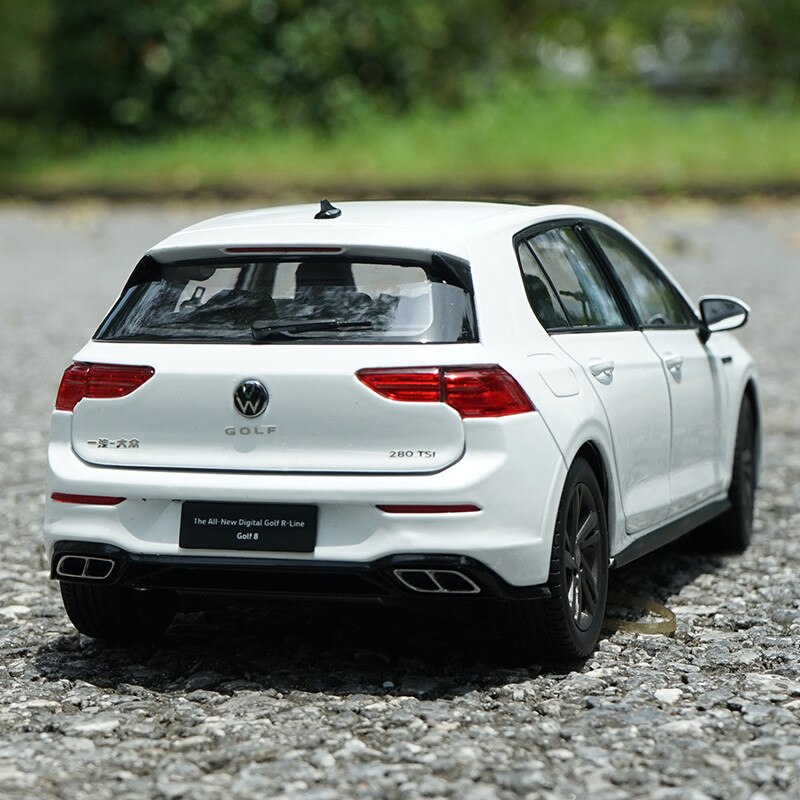 Golf 8 R-Line 2021 1:18 Volkswagen