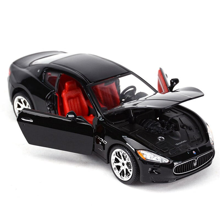 Maserati 2008 1:24