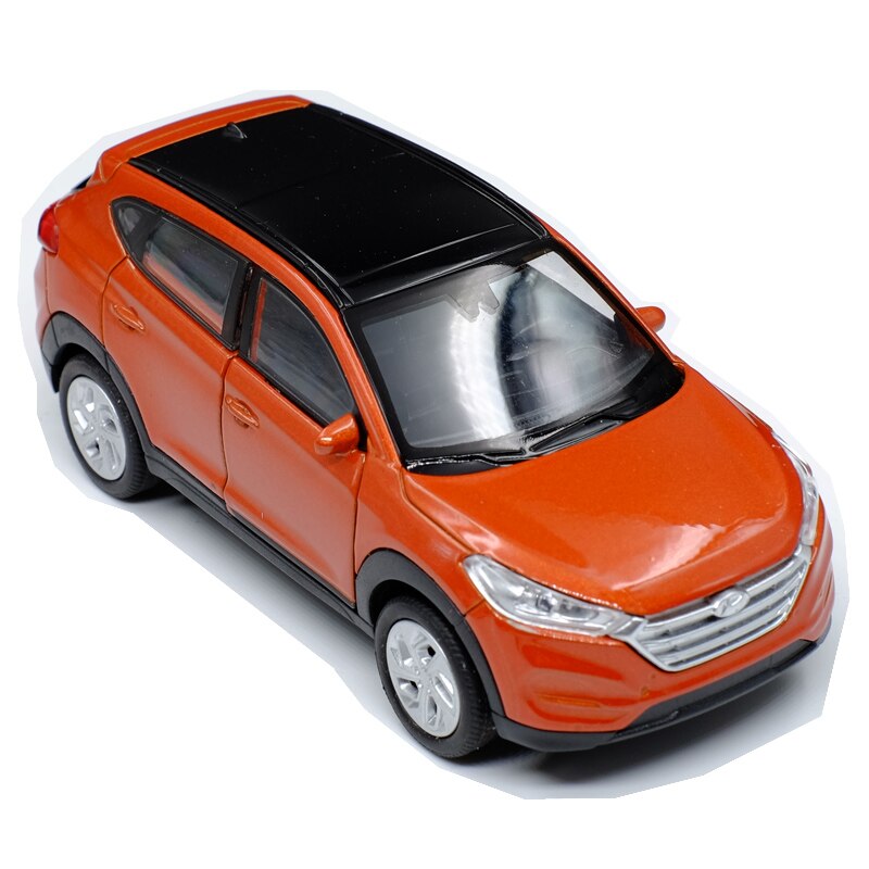 HYUNDAI Tucson 1:36