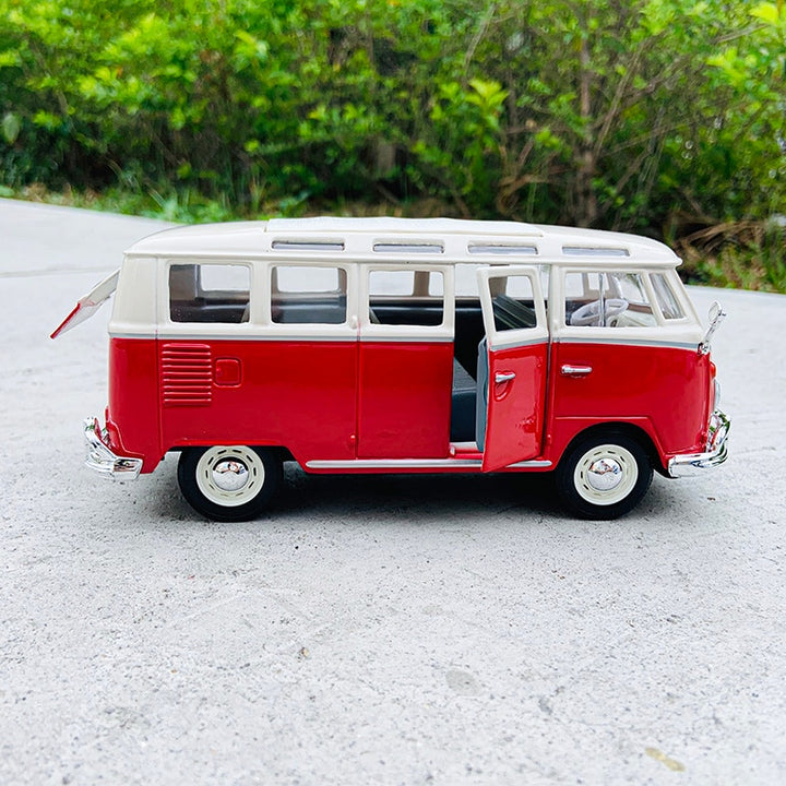 Kombi 1:24