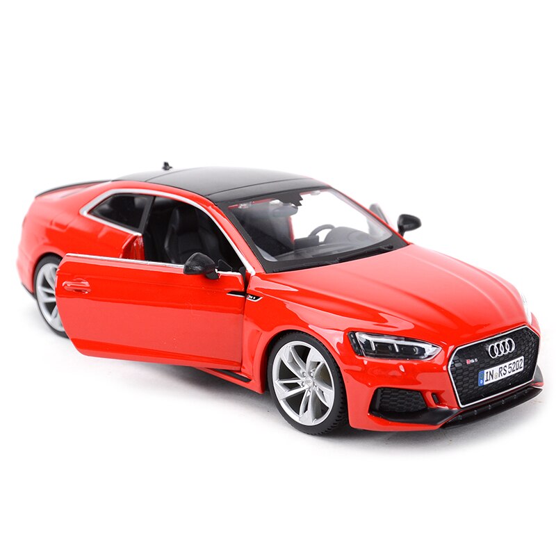 Audi RS5 1:24