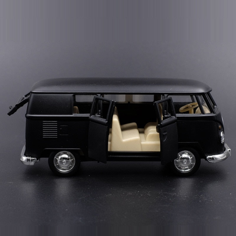 Kombi 1:36