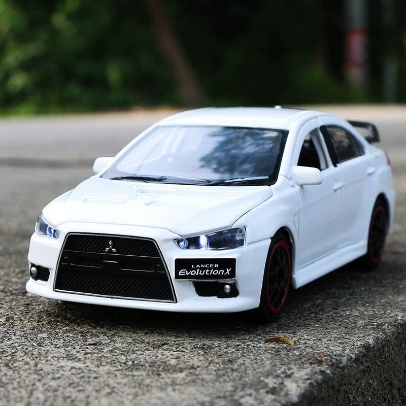 Mitsubishi Lancer 1:32