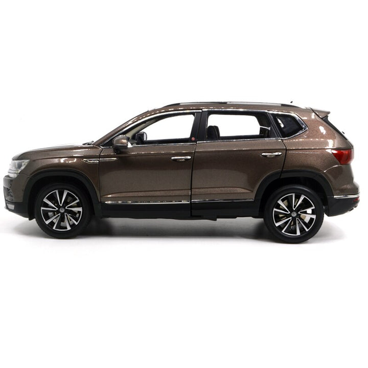 Tharu 1:18 Volkswagen