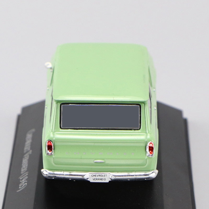 Chevrolet Veraneio (1965) 1:43