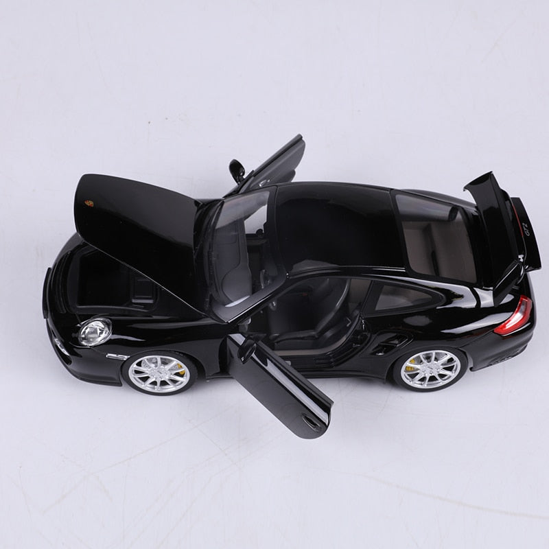 Porsche 2010 1:18 - 25CM