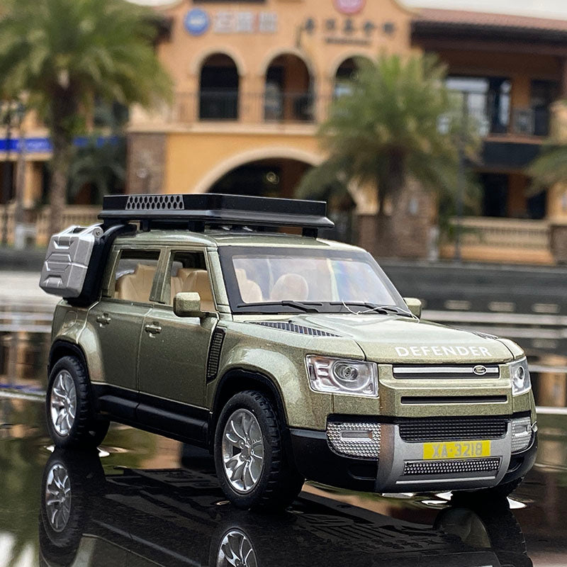 Land Rover Defender 1:32