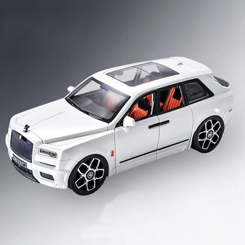 Rolls Royce Cullinan SUV 1:24 22cm