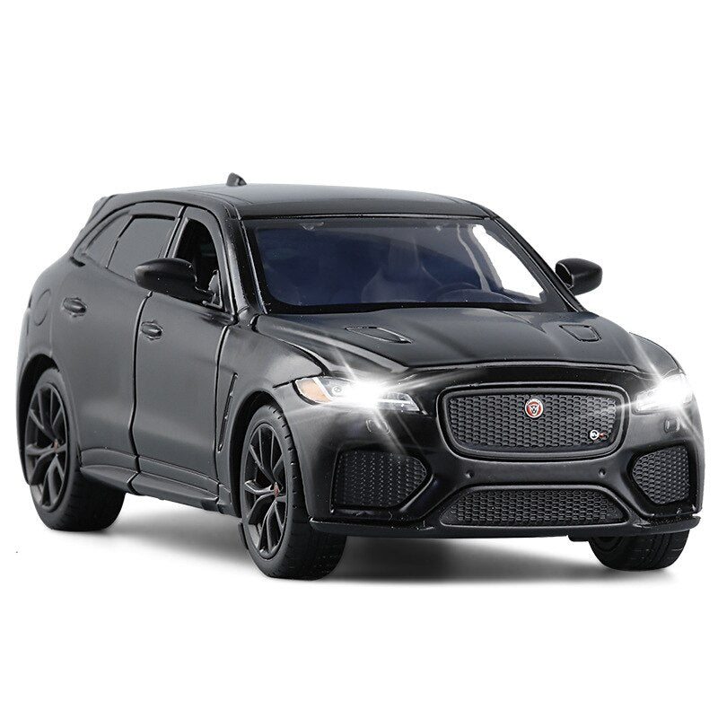 Jaguar F-PACE 1:32