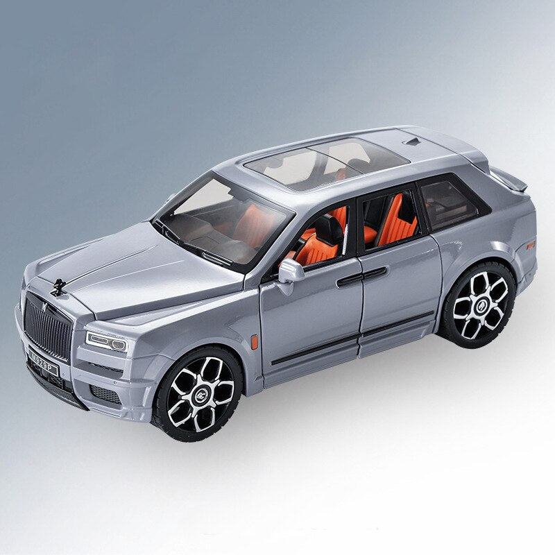 Rolls Royce Cullinan SUV 1:24 22cm