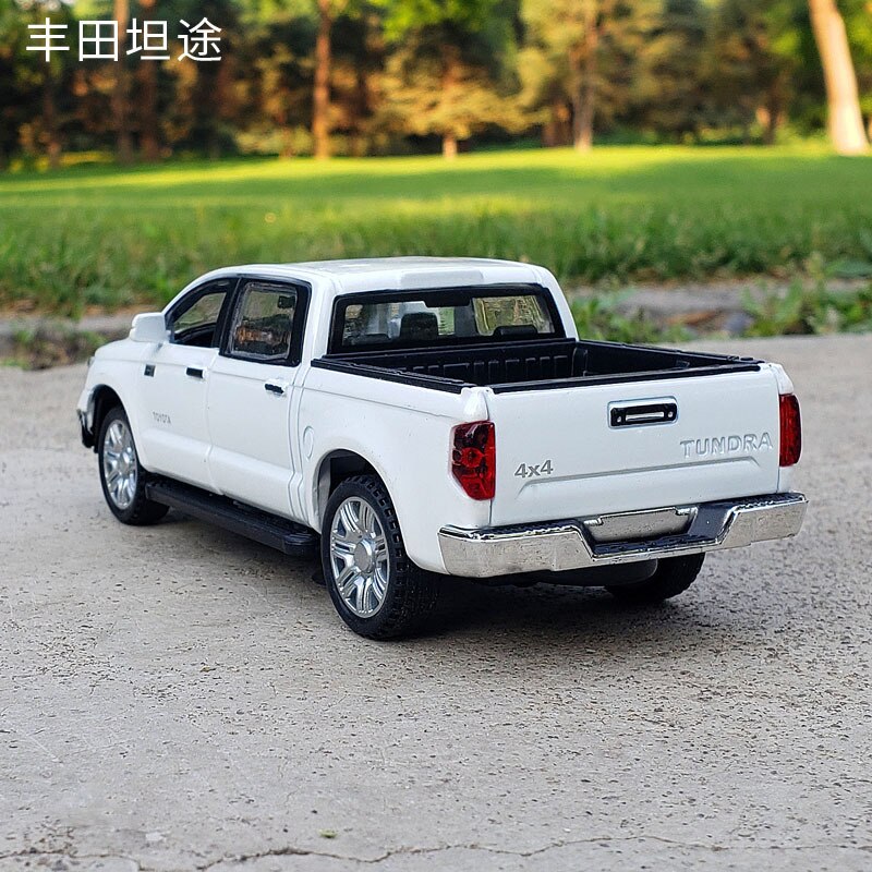 Toyota Tundra Picape 1:32 18cm