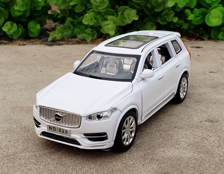 VOLVO XC90 SUV 1:32