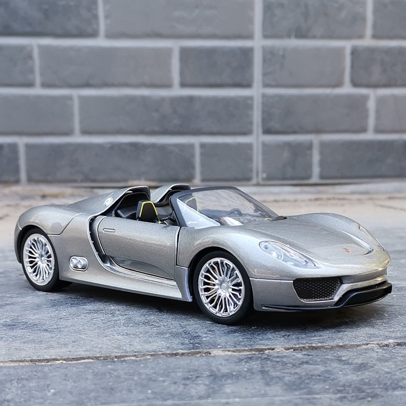 Porsche 918 Spyder 1:24