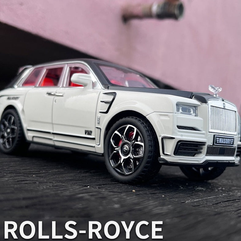 Rolls Royce Cullinan Mansory SUV 1:24 20cm