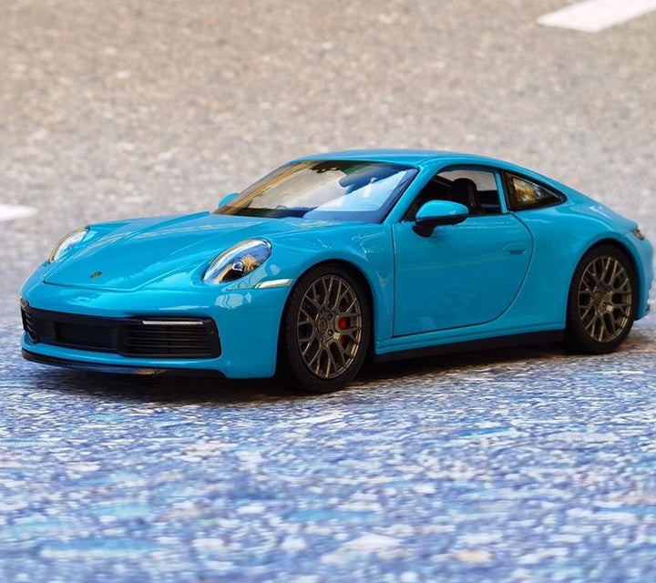 Porsche 911 Carrera (992) 1:24 19cm