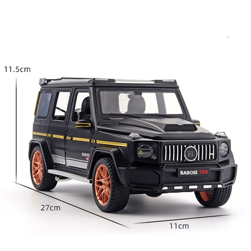 Mercedes G700 SUV 1:18 27cm