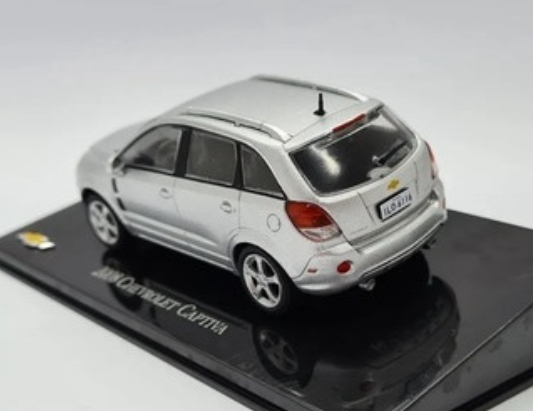 Chevrolet Captiva (2008) 1:43