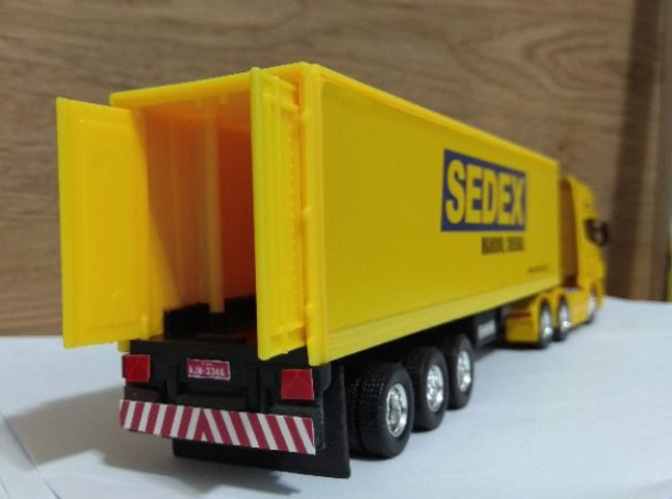Caminhão Sedex 1:64 26cm