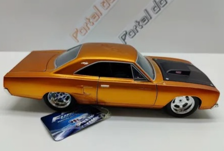 Carro Plymouth Road Runner 1970 Velozes E Furiosos 7 1:24