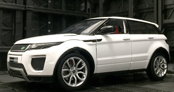 Range Rover Evoque 1:24 18cm